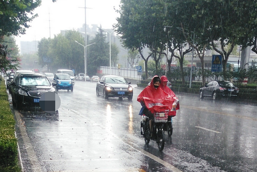 南京及时雨解高温