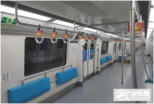 北京地铁10号线试点列车座椅改造2