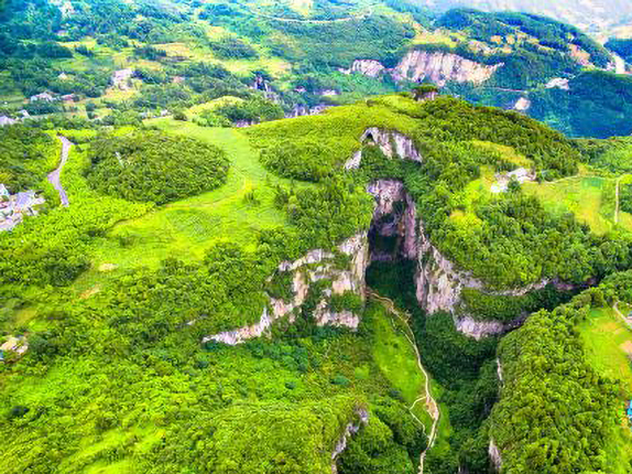 武隆天坑地缝国家地质公园