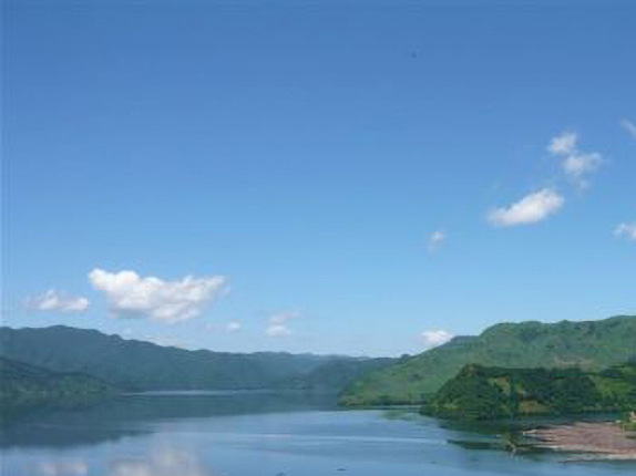 云峰湖旅游区
