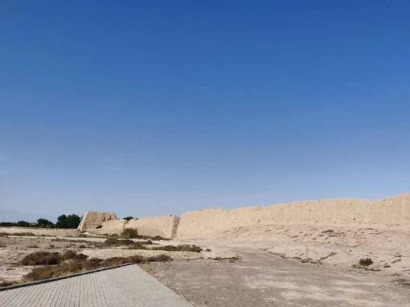 骆驼城墓群