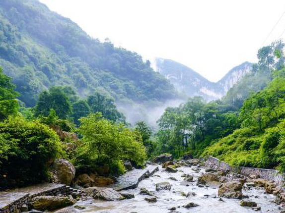 清江明珠-蝴蝶岩景区