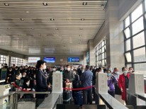 京港高铁今日恢复开行，行程缩短至8小时31分