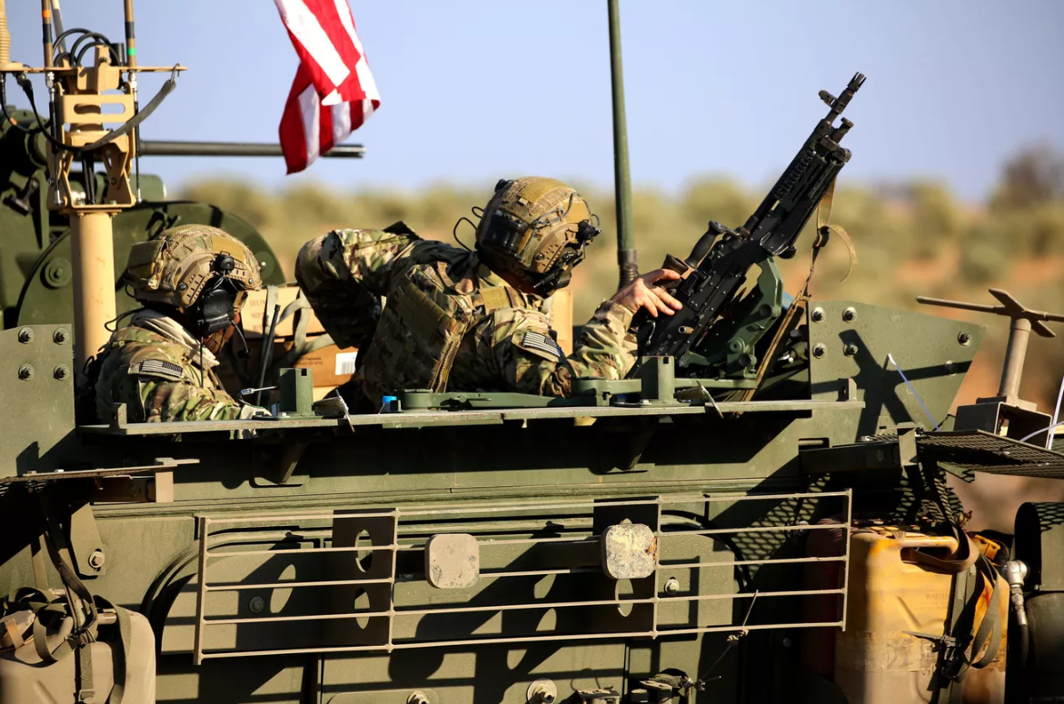 大清早地，美军车队在伊拉克被炸，反美武装对美“下战书”