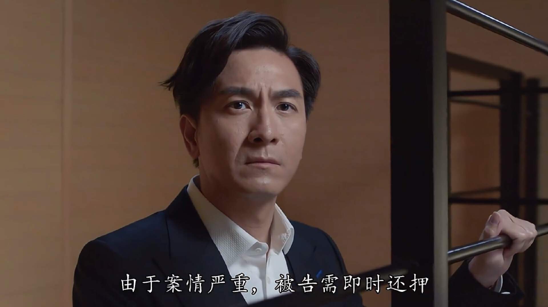 TVB新剧开播，陈展鹏再次惊喜客串，马国明同一天主演两种职业