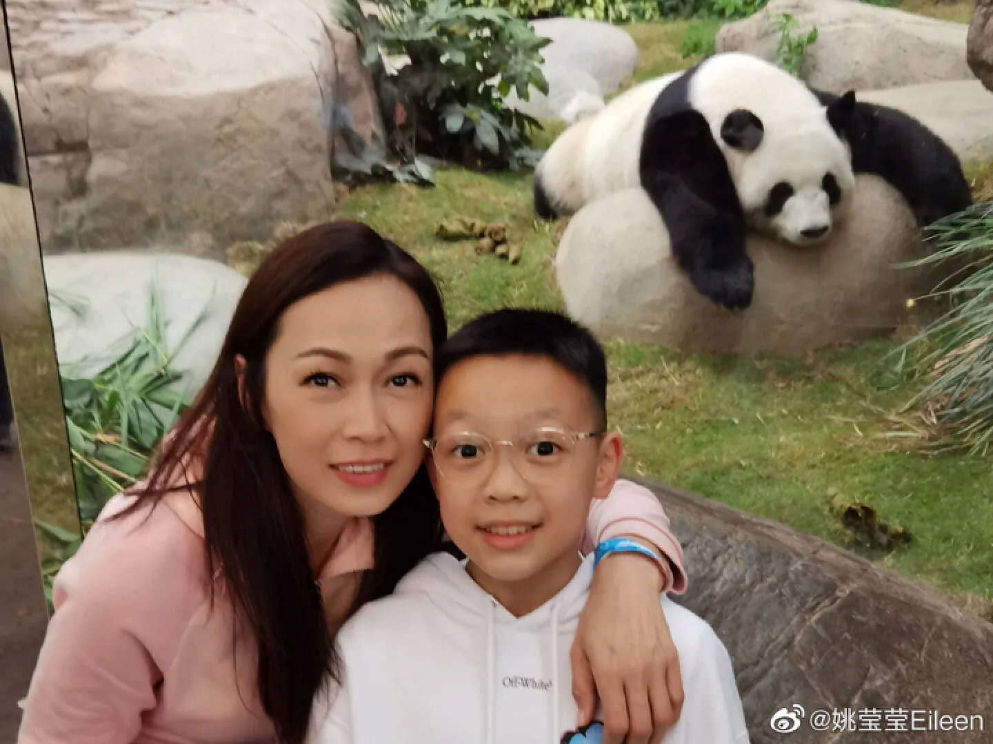 TVB知名女星晒与儿子度假照！做单亲妈妈多年，孩子生父成谜