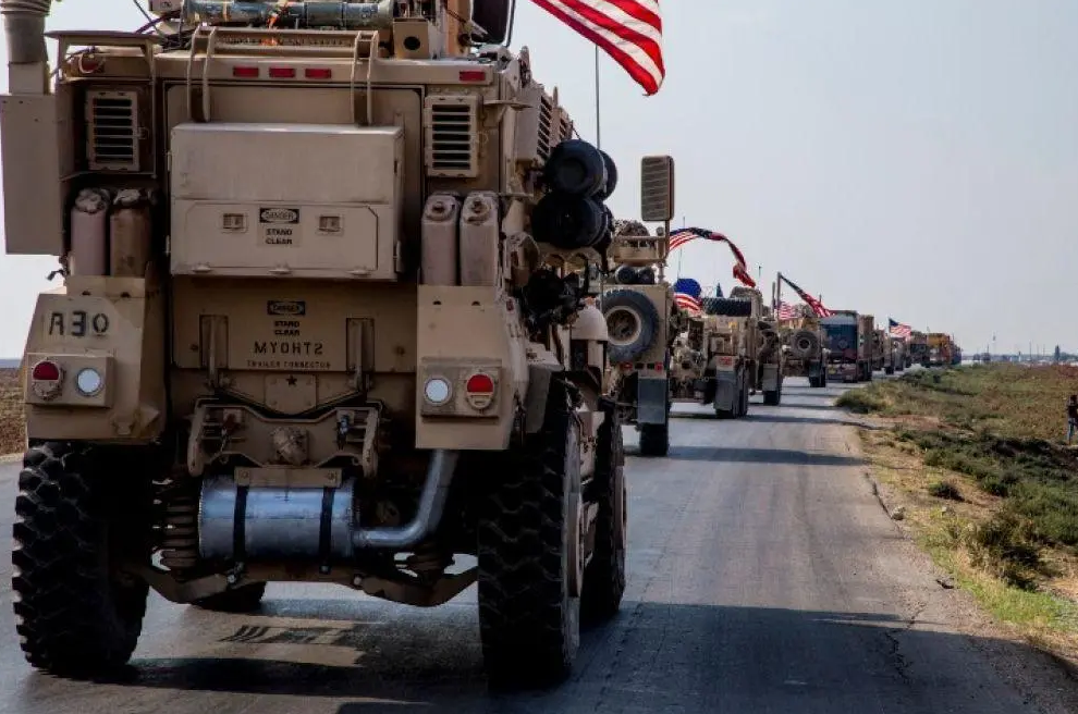 苏丹混战，美国车队被集火，外交使团差点团灭