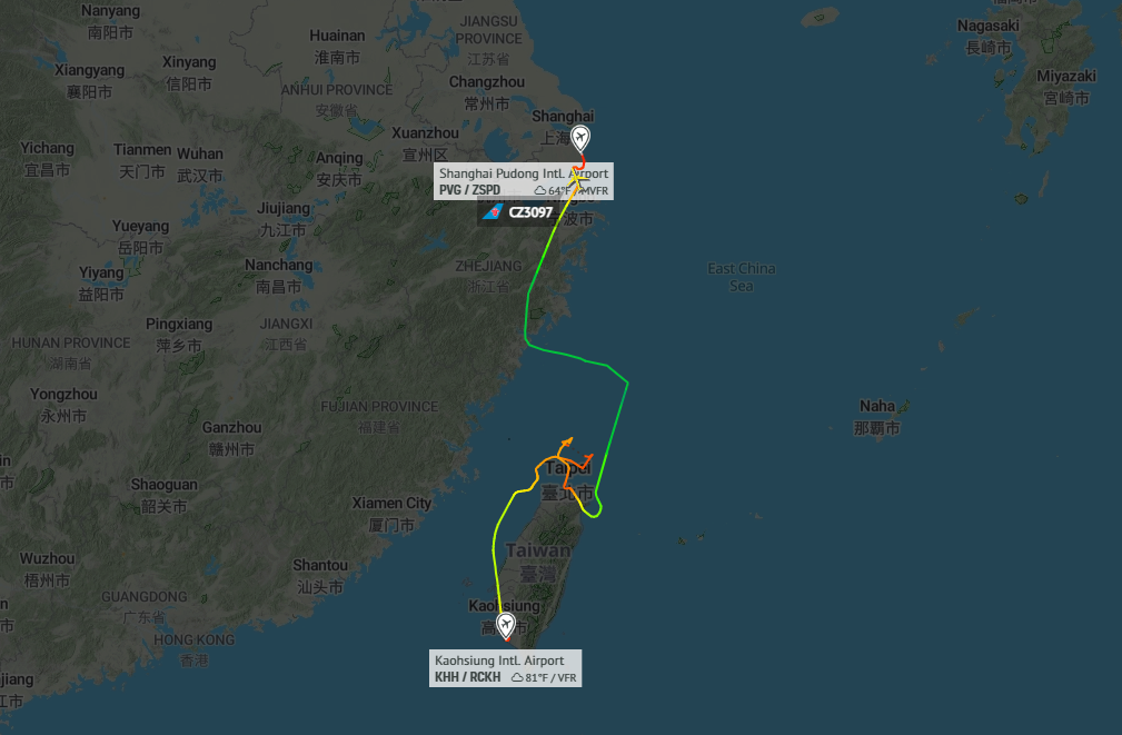 广州飞台北航班遭遇雷雨天气 先后备降高雄、上海两地 最后无奈取消