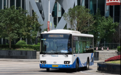 上海自贸区公交1号线公交车路线
