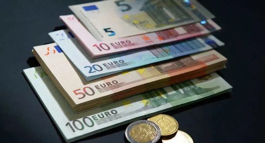 2022年5000欧元等于多少人民币_欧元汇率