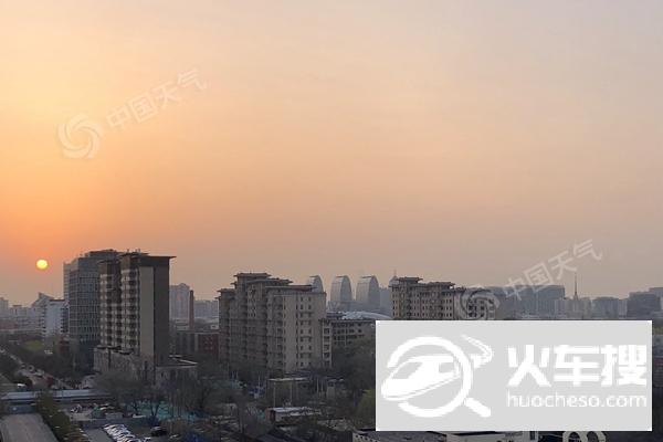 北京今天最高气温22℃春意浓 明天天气“变脸”降雨降温1