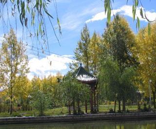 西藏龙王潭公园