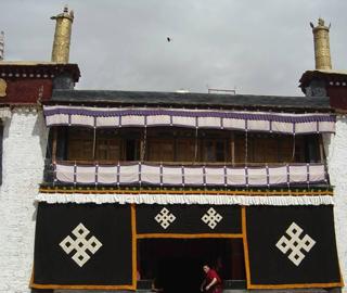 西藏下密寺